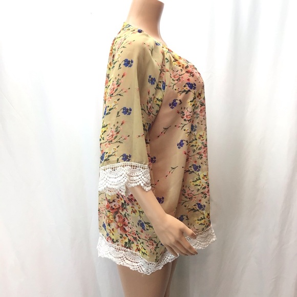 NWOT Fashion Yellow Floral Lace Trim Swimsuit Cover up Kimono Size Medium - Picture 6 of 7
